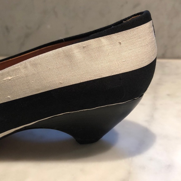 VINTAGE SILK SHOES - Picture 3 of 3